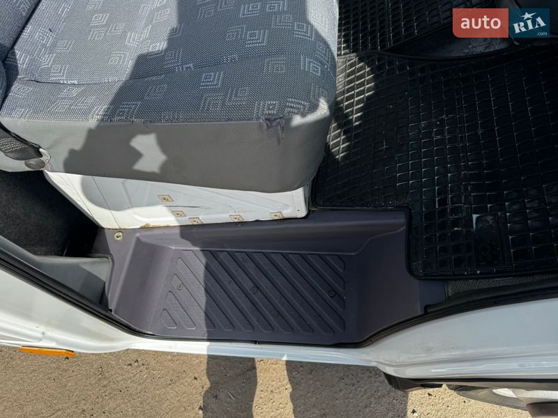 Грузовой фургон Mercedes-Benz Sprinter 2004 в Виннице