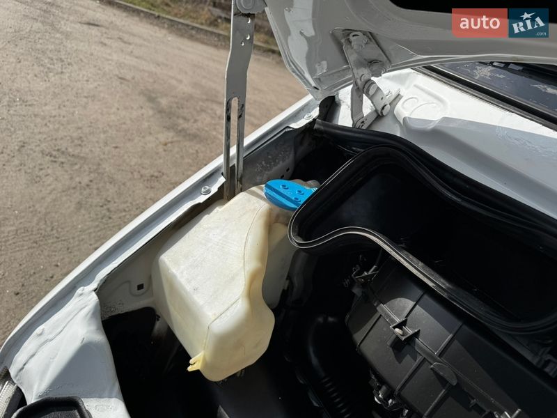 Грузовой фургон Mercedes-Benz Sprinter 2004 в Виннице