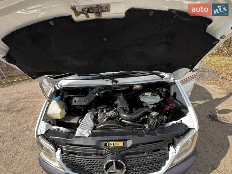 Грузовой фургон Mercedes-Benz Sprinter 2004 в Виннице