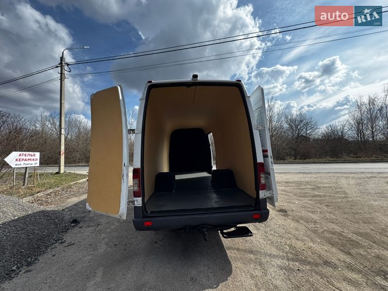 Грузовой фургон Mercedes-Benz Sprinter 2004 в Виннице