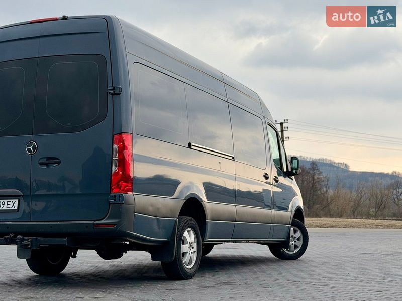Минивэн Mercedes-Benz Sprinter 2019 в Черновцах