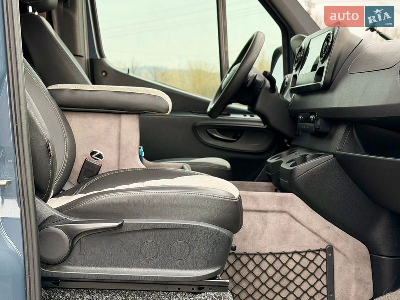 Минивэн Mercedes-Benz Sprinter 2019 в Черновцах