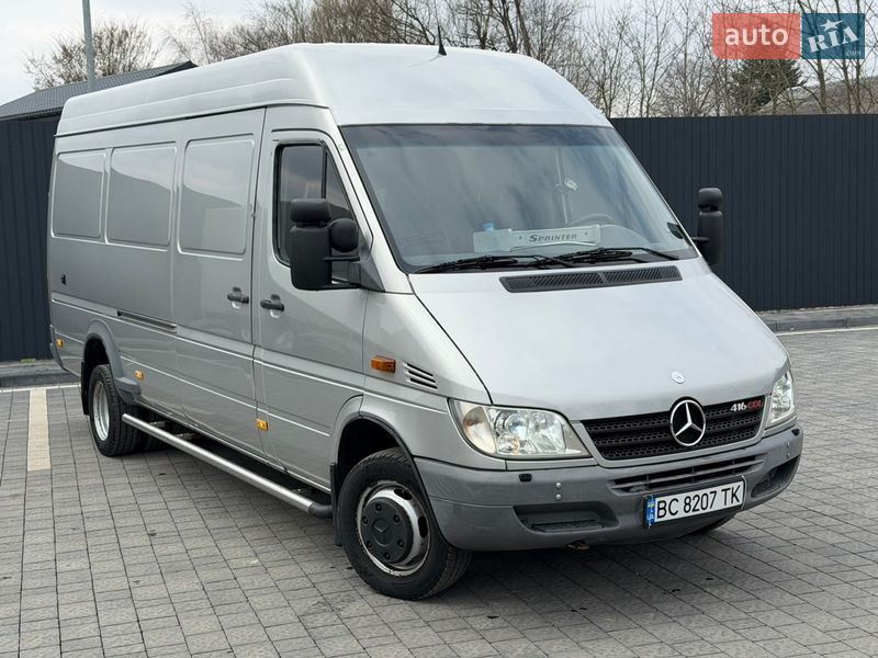 Mercedes-Benz Sprinter 2005