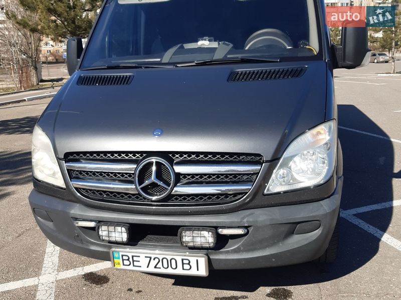 Грузопассажирский фургон Mercedes-Benz Sprinter 2011 в Николаеве