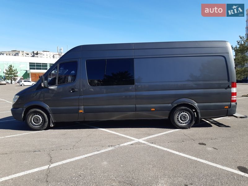 Грузопассажирский фургон Mercedes-Benz Sprinter 2011 в Николаеве