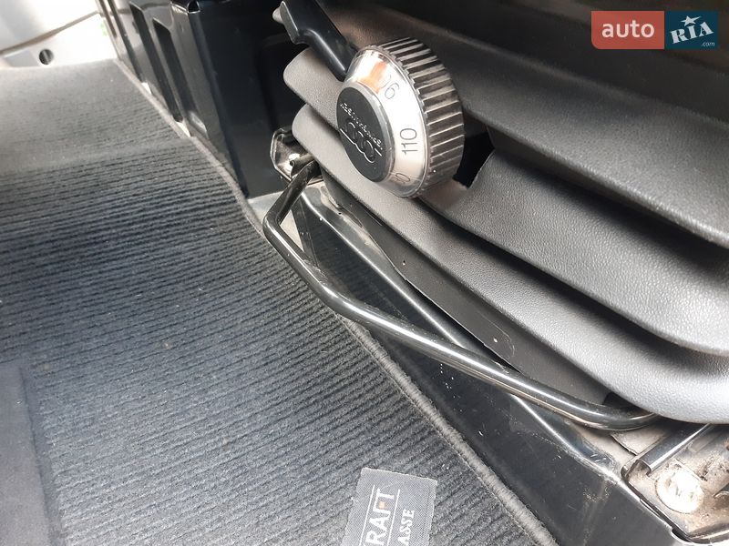 Грузопассажирский фургон Mercedes-Benz Sprinter 2011 в Николаеве