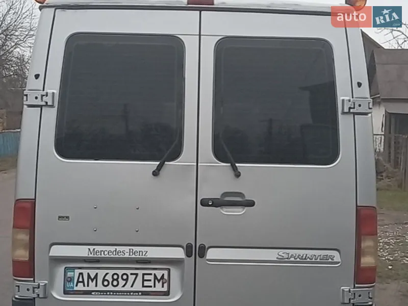 Mercedes-Benz Sprinter