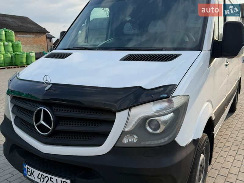 Mercedes-Benz Sprinter 2013
