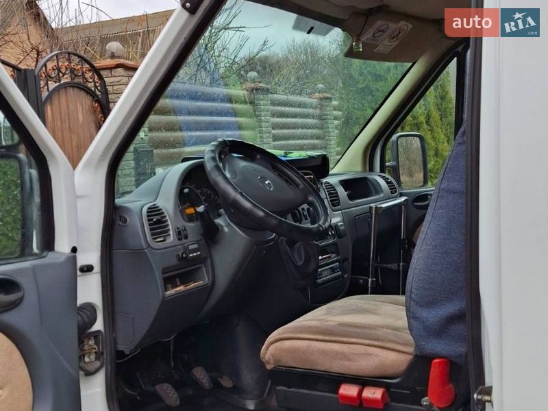 Микроавтобус Mercedes-Benz Sprinter 2004 в Мироновке