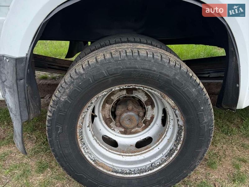 Грузопассажирский фургон Mercedes-Benz Sprinter 2004 в Николаеве