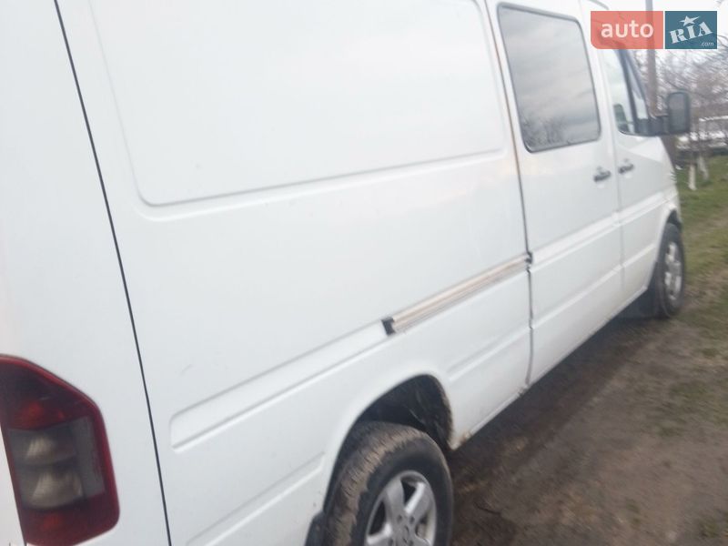 Вантажопасажирський фургон Mercedes-Benz Sprinter 2006 в Львові