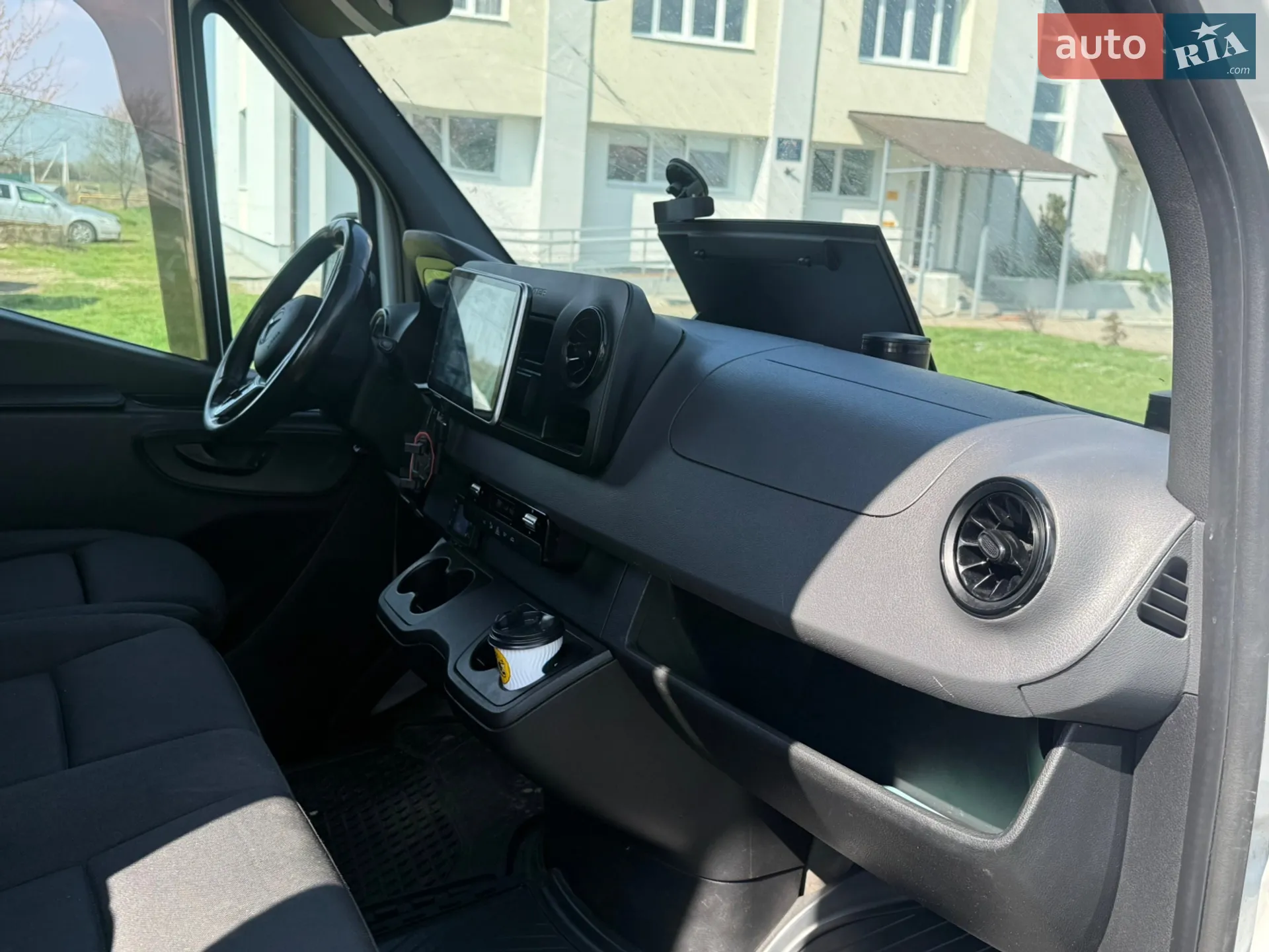 2020 Mercedes-Benz Sprinter - мініатюра 15