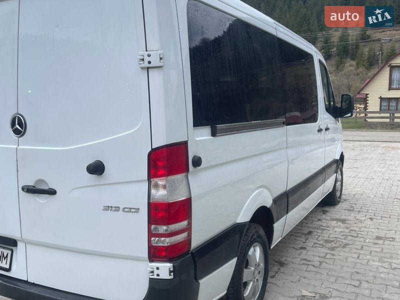 Седан Mercedes-Benz Sprinter 2015 в Ужгороде