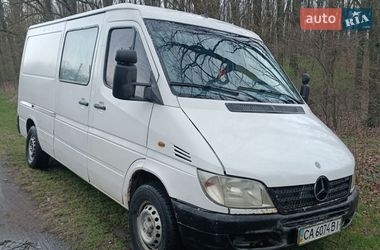Грузопассажирский фургон Mercedes-Benz Sprinter 2005 в Смеле