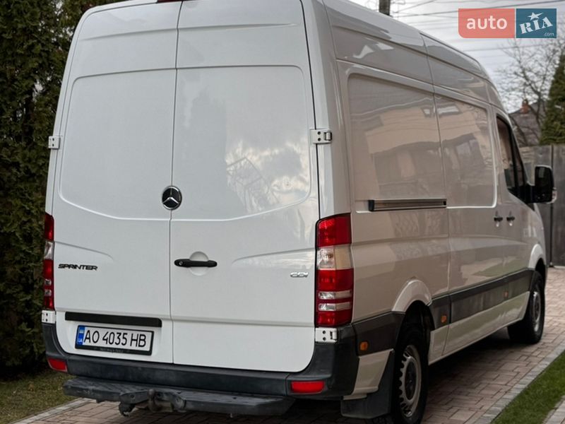 Грузовой фургон Mercedes-Benz Sprinter 2015 в Виноградове