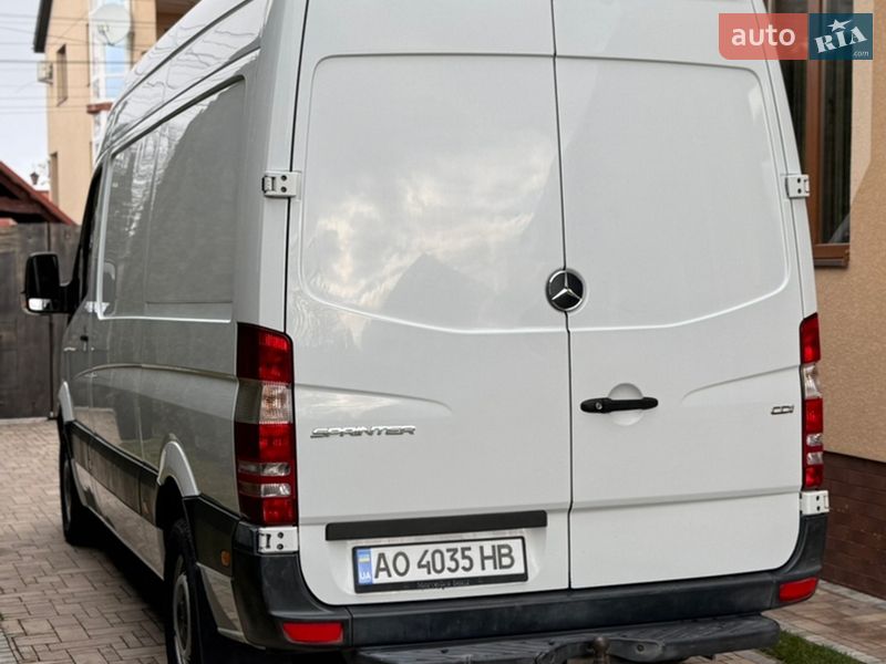 Грузовой фургон Mercedes-Benz Sprinter 2015 в Виноградове