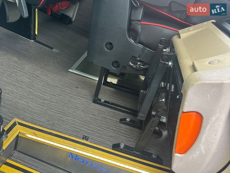 Туристический / Междугородний автобус Mercedes-Benz Sprinter 2016 в Ровно