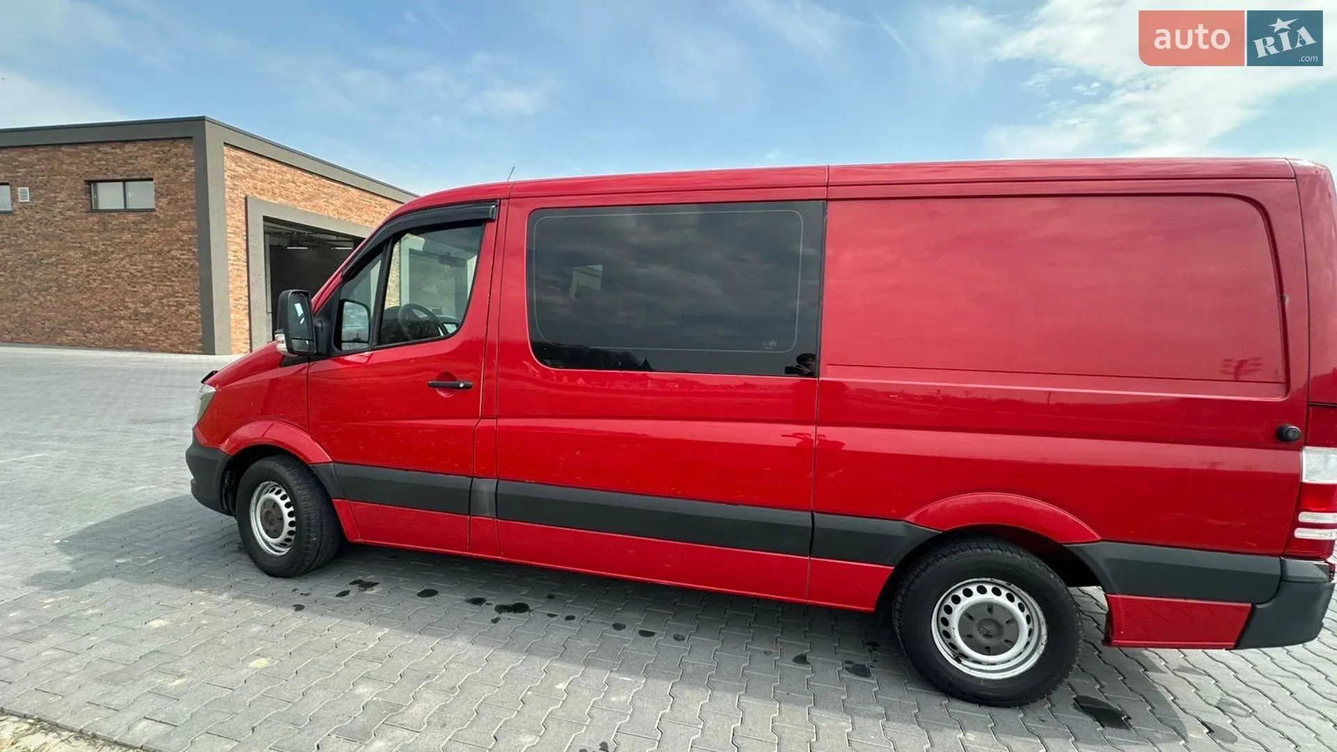 2013 Mercedes-Benz Sprinter - мініатюра 2