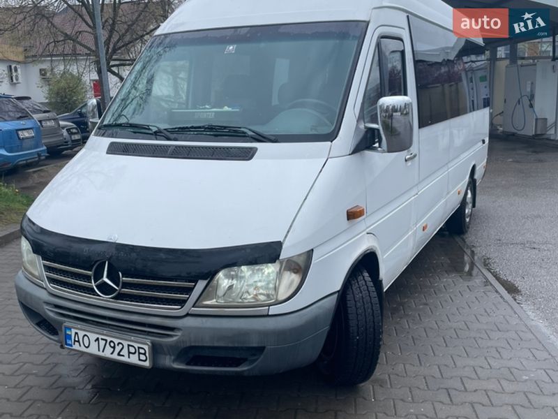 Mercedes-Benz Sprinter 2004