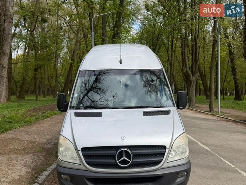Mercedes-Benz Sprinter 2009