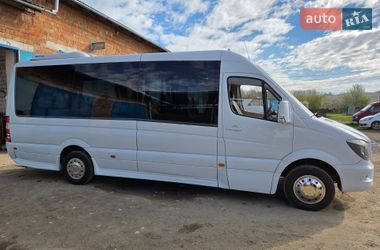 Туристический / Междугородний автобус Mercedes-Benz Sprinter 2015 в Черновцах