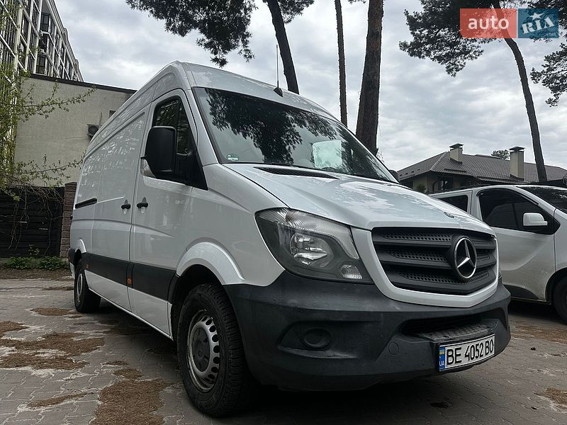 Mercedes-Benz Sprinter 2013