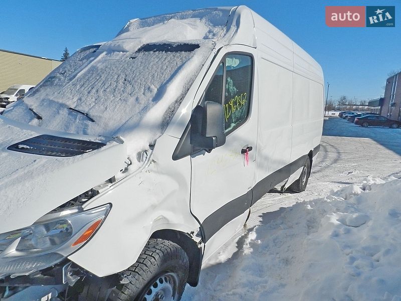 Грузовой фургон Mercedes-Benz Sprinter 2024 в Ивано-Франковске