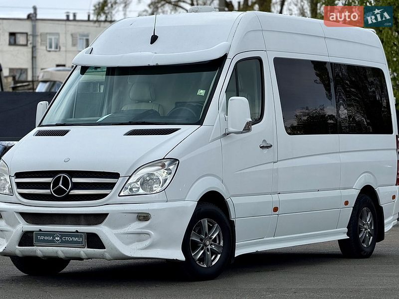 Mercedes-Benz Sprinter 2011