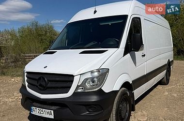 Вантажний фургон Mercedes-Benz Sprinter 2015 в Перегінське