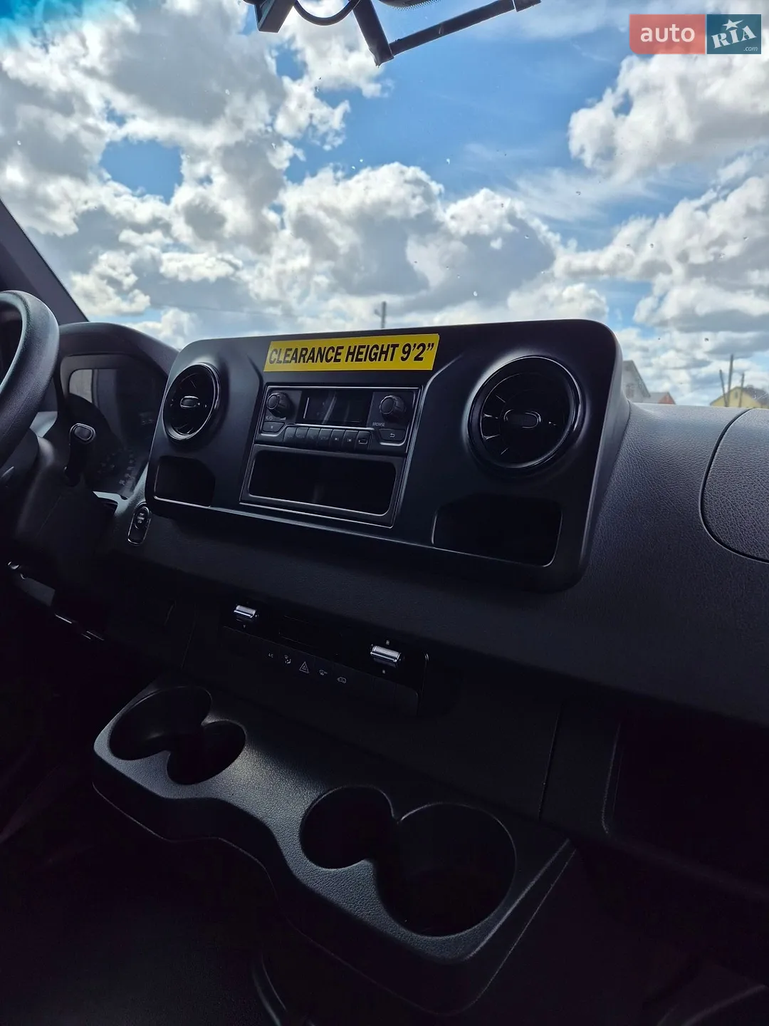 2019 Mercedes-Benz Sprinter - мініатюра 20