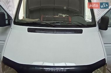 Вантажний фургон Mercedes-Benz Sprinter 2004 в Городку
