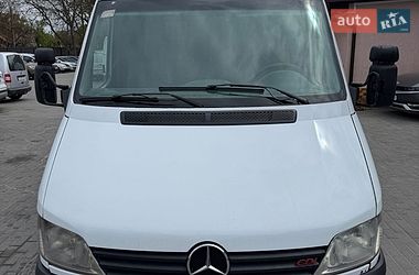 Вантажний фургон Mercedes-Benz Sprinter 2005 в Чернівцях