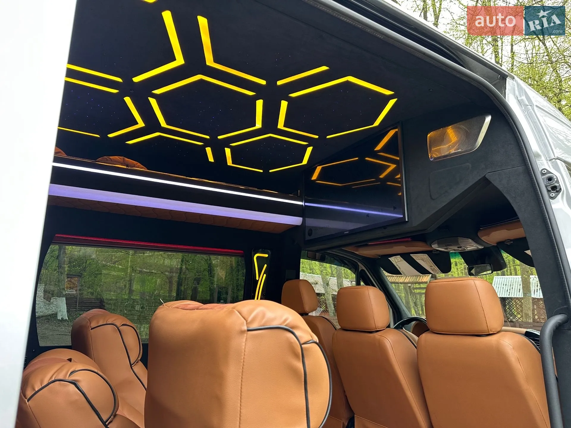 2018 Mercedes-Benz Sprinter - мініатюра 9