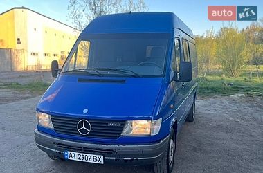 Грузопассажирский фургон Mercedes-Benz Sprinter 1998 в Трускавце