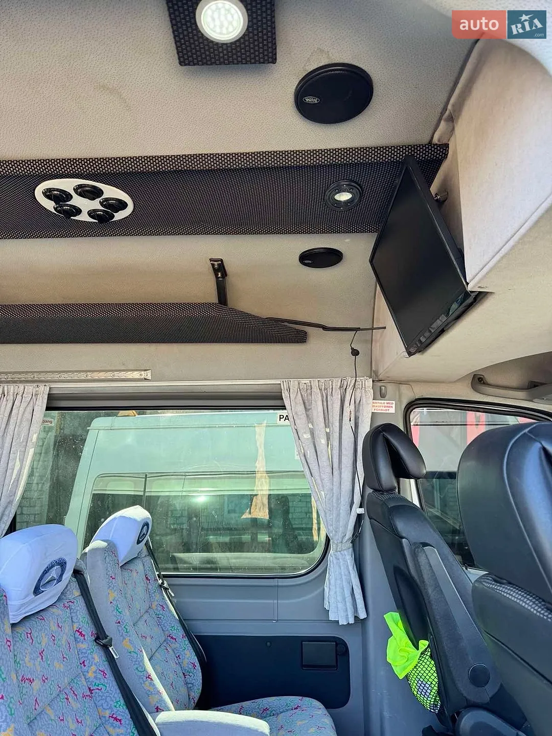 2011 Mercedes-Benz Sprinter - мініатюра 13