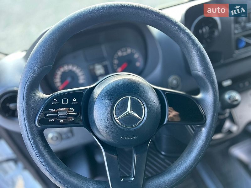 Грузовой фургон Mercedes-Benz Sprinter 2019 в Хусте