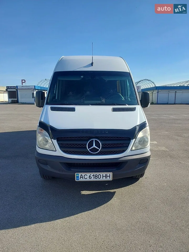 2011 Mercedes-Benz Sprinter - мініатюра 34
