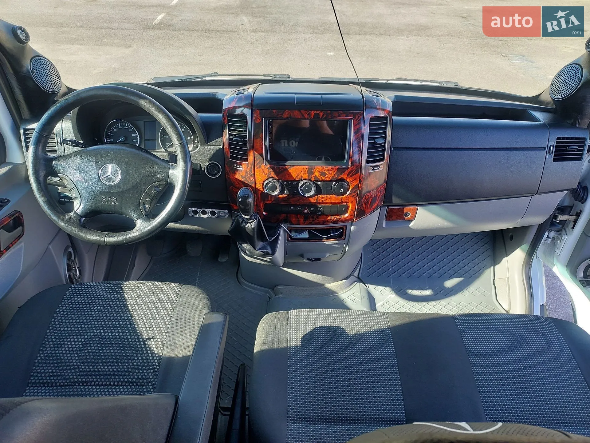 2011 Mercedes-Benz Sprinter - мініатюра 16