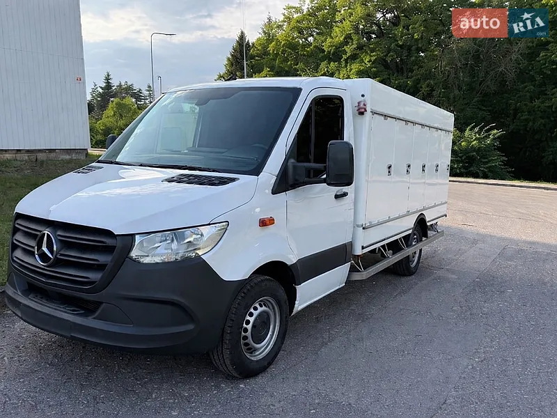 Mercedes-Benz Sprinter