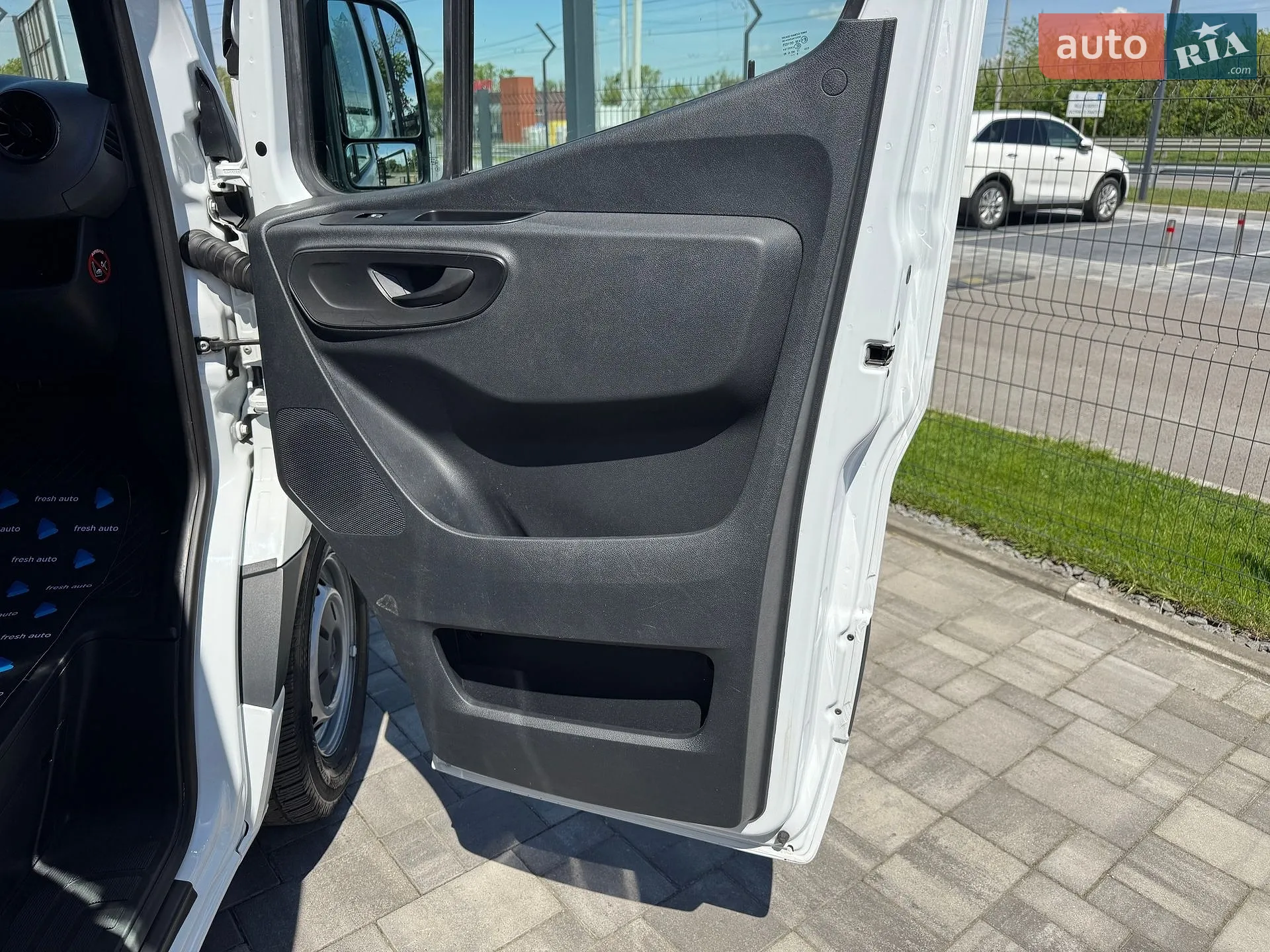 2018 Mercedes-Benz Sprinter - мініатюра 29
