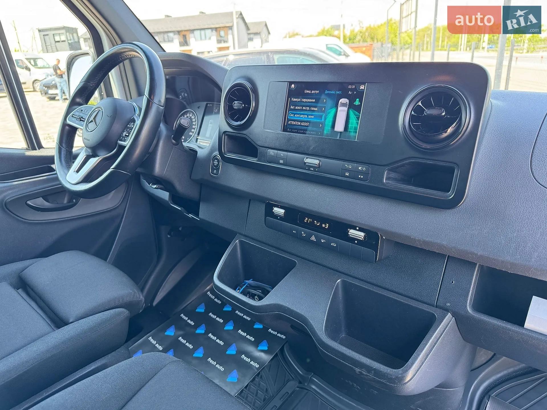 2018 Mercedes-Benz Sprinter - мініатюра 32