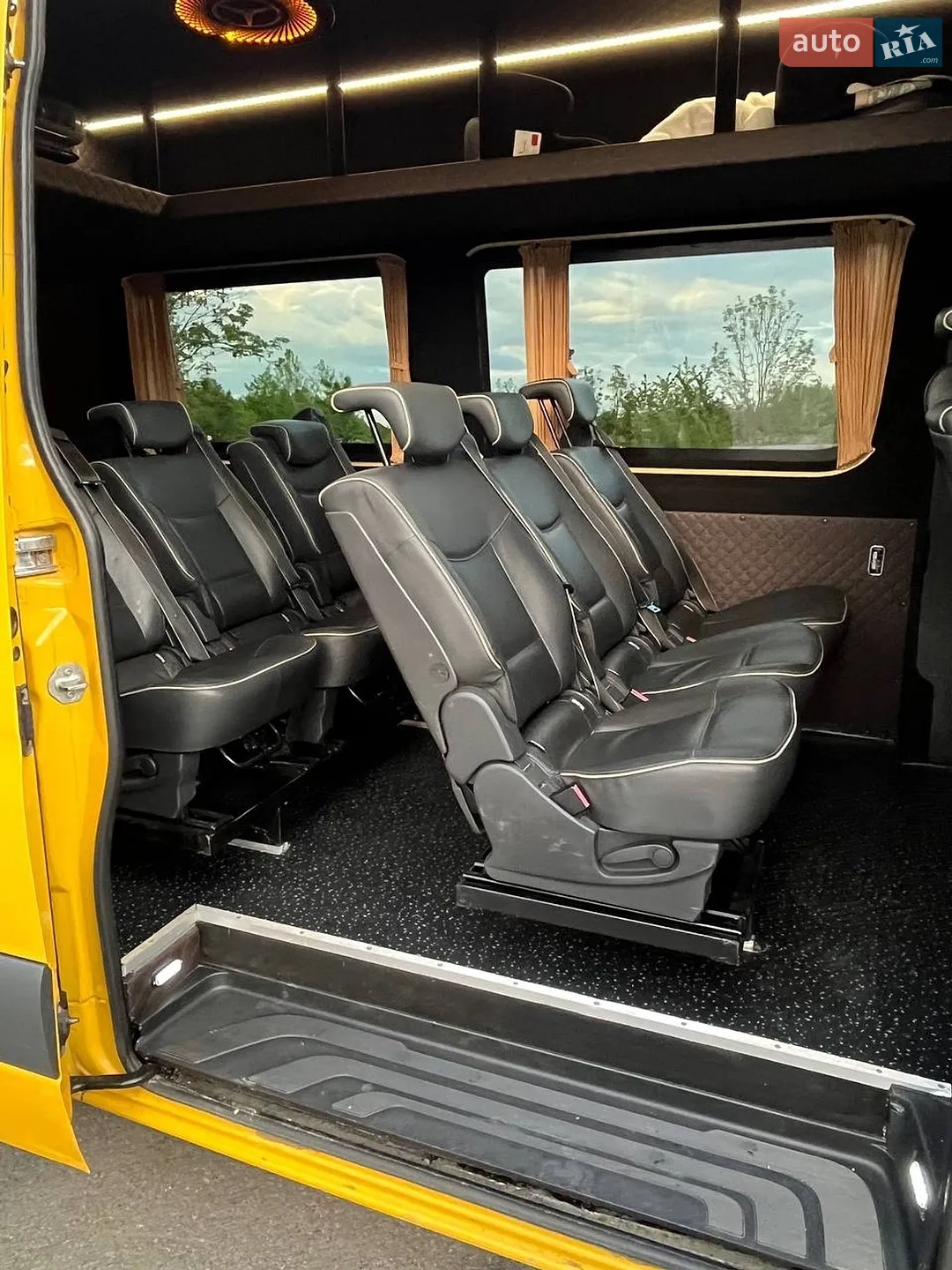 2019 Mercedes-Benz Sprinter - мініатюра 20
