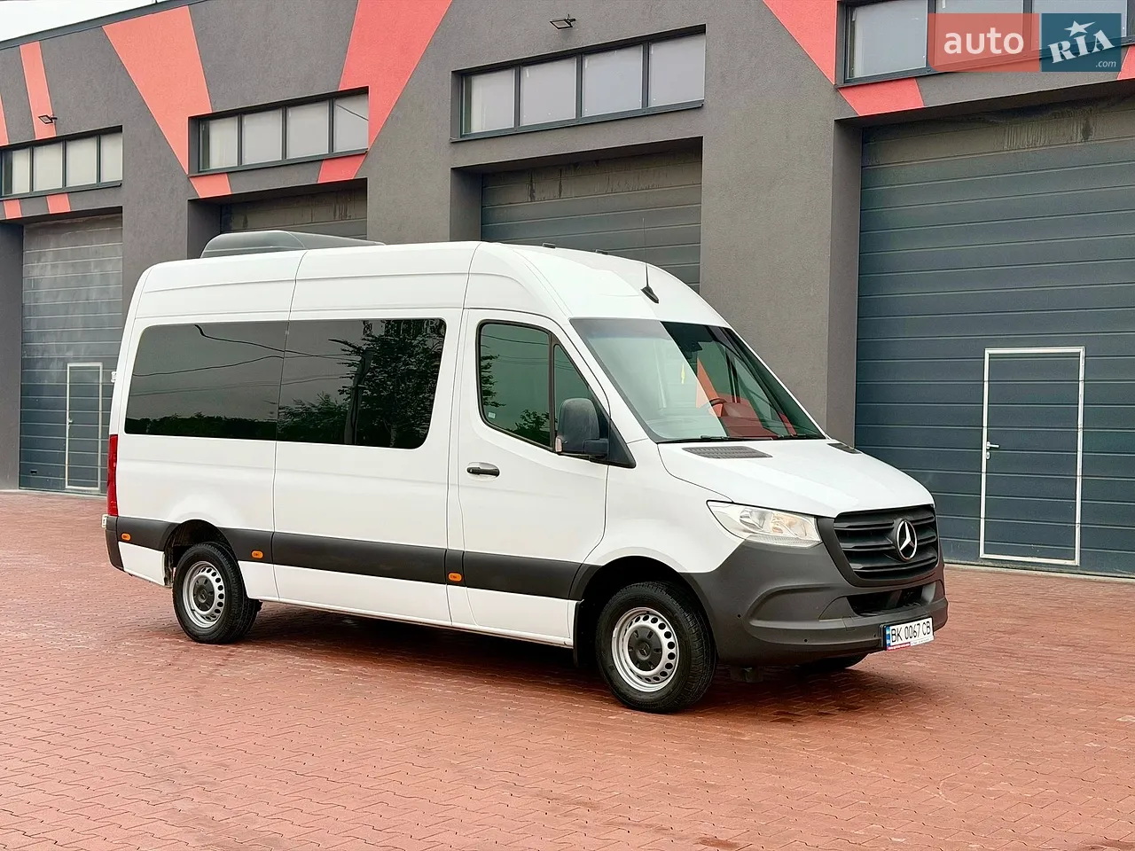 2017 Mercedes-Benz Sprinter - мініатюра 12