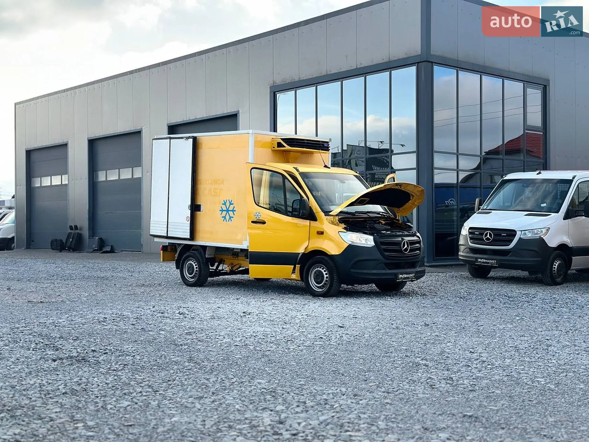 2020 Mercedes-Benz Sprinter - мініатюра 21