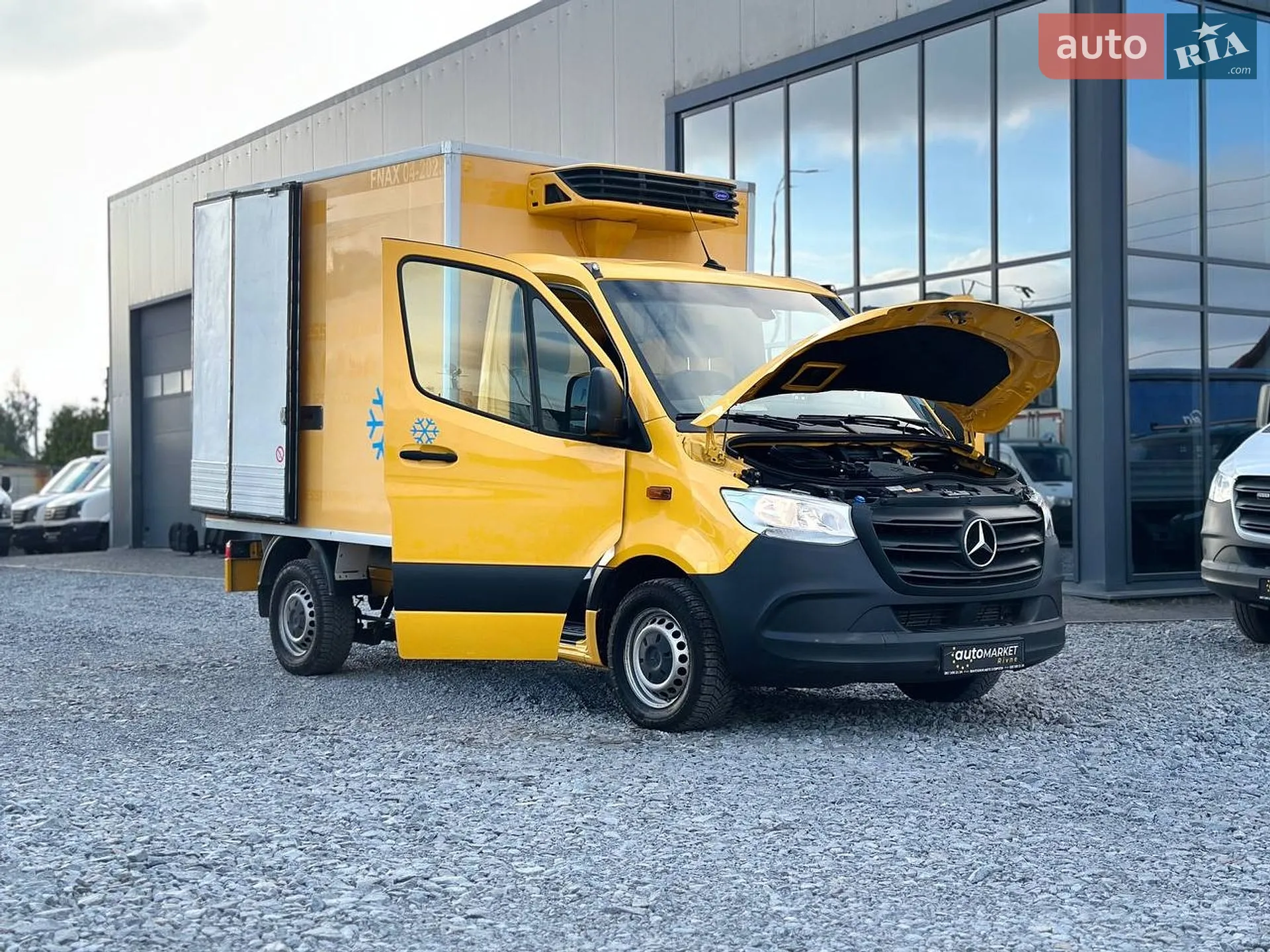 2020 Mercedes-Benz Sprinter - мініатюра 26
