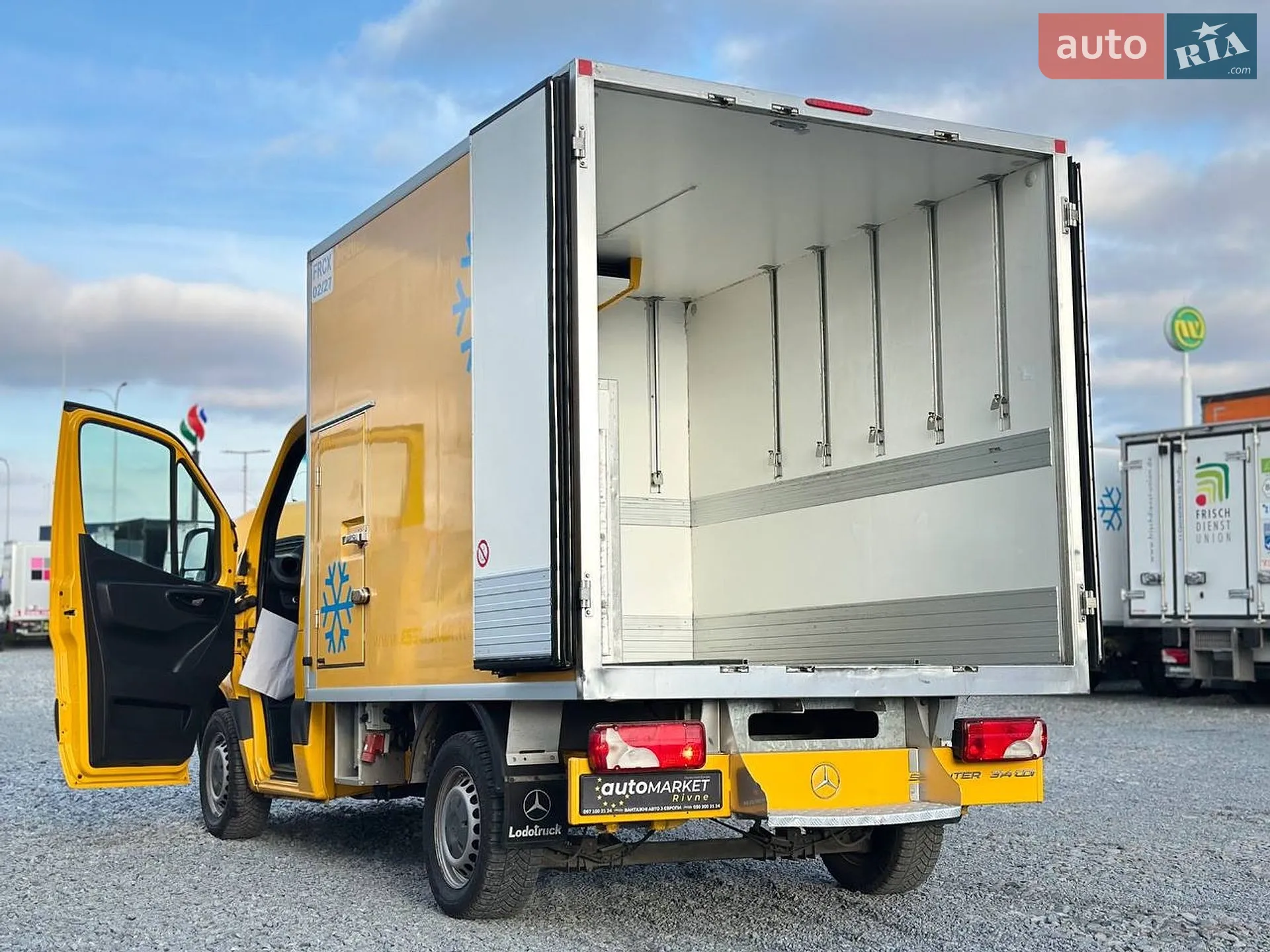 2020 Mercedes-Benz Sprinter - мініатюра 34
