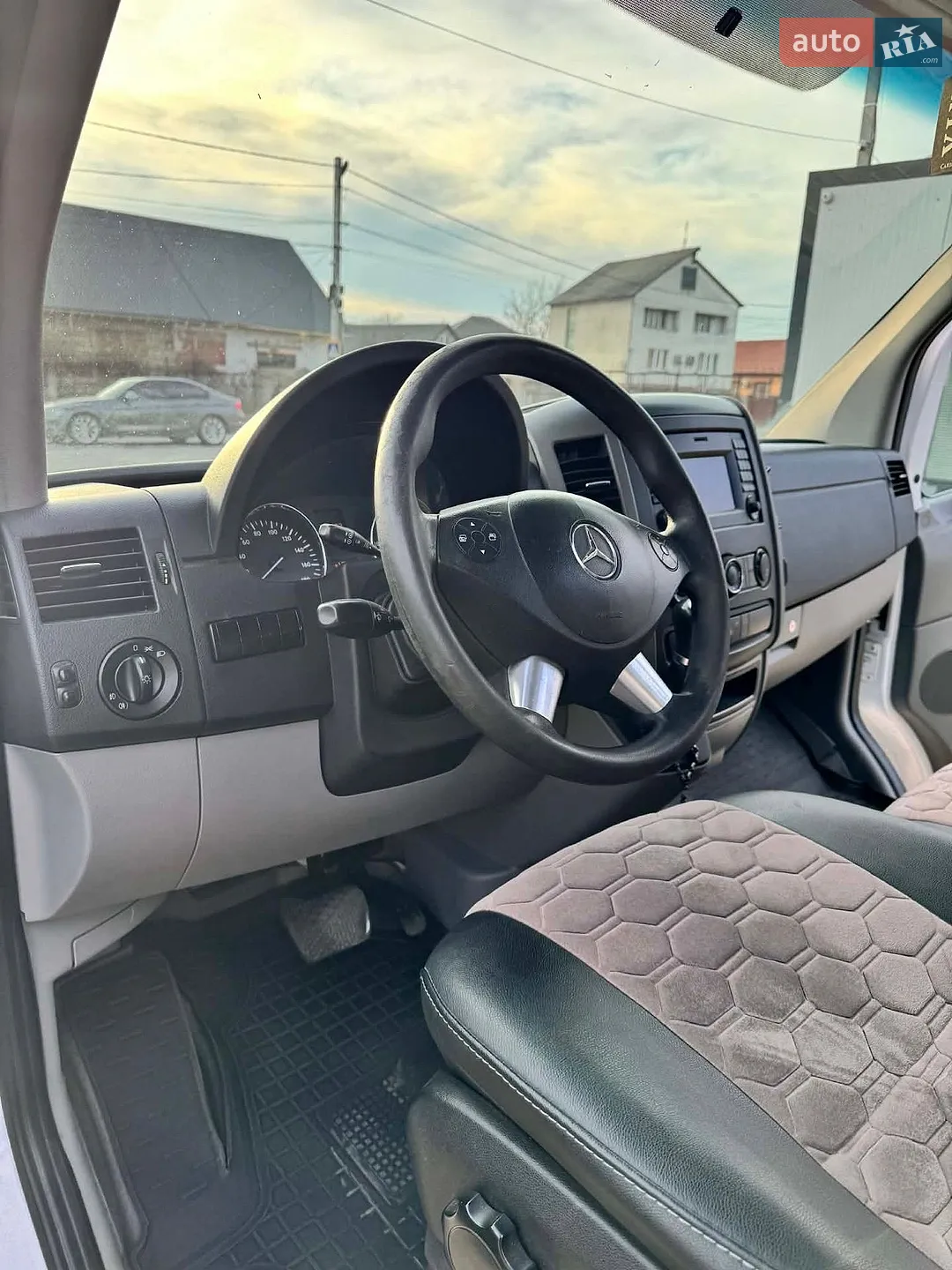 2019 Toyota Land Cruiser - мініатюра 21