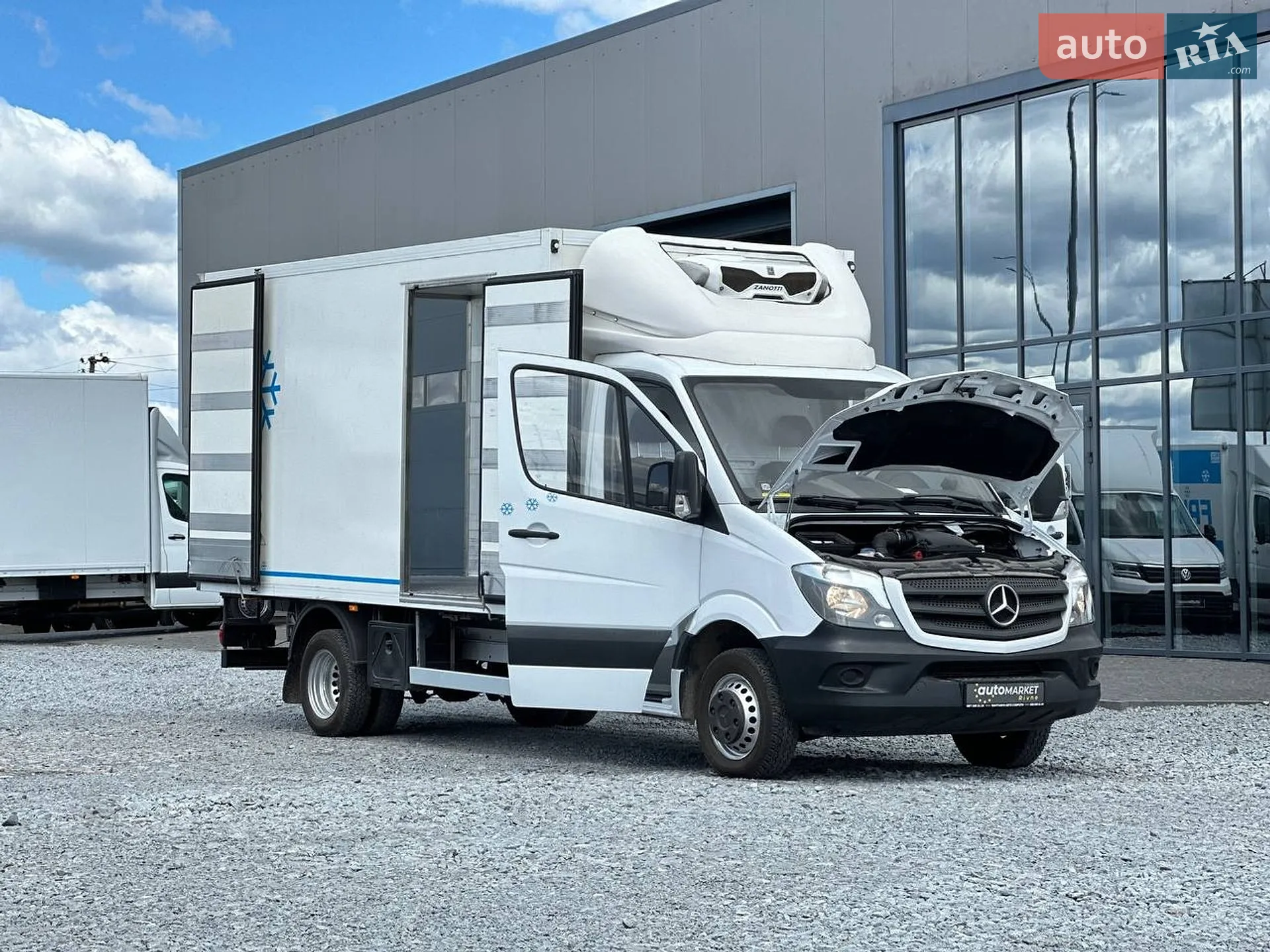 2019 Mercedes-Benz Sprinter - мініатюра 24