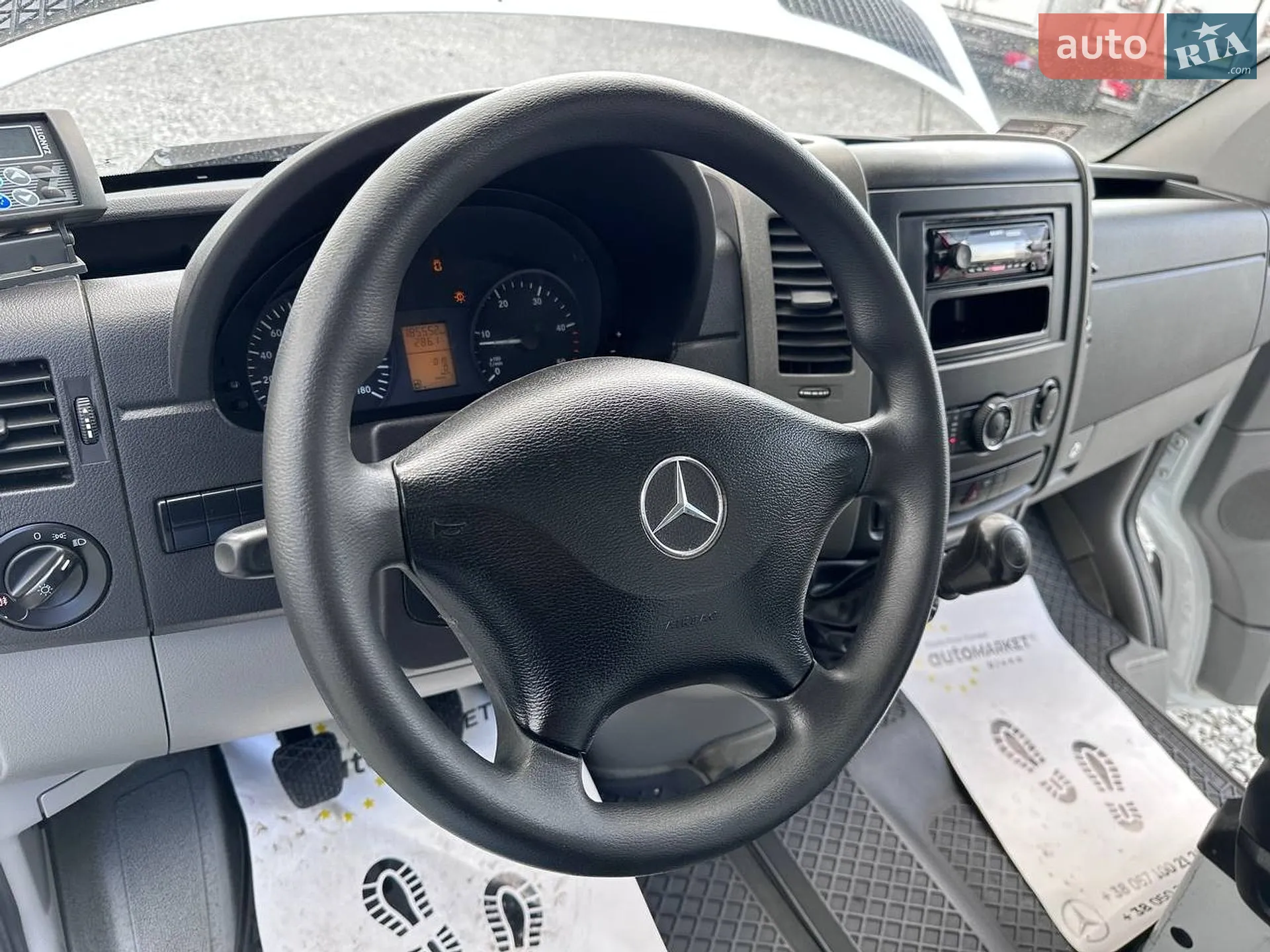 2019 Mercedes-Benz Sprinter - мініатюра 40