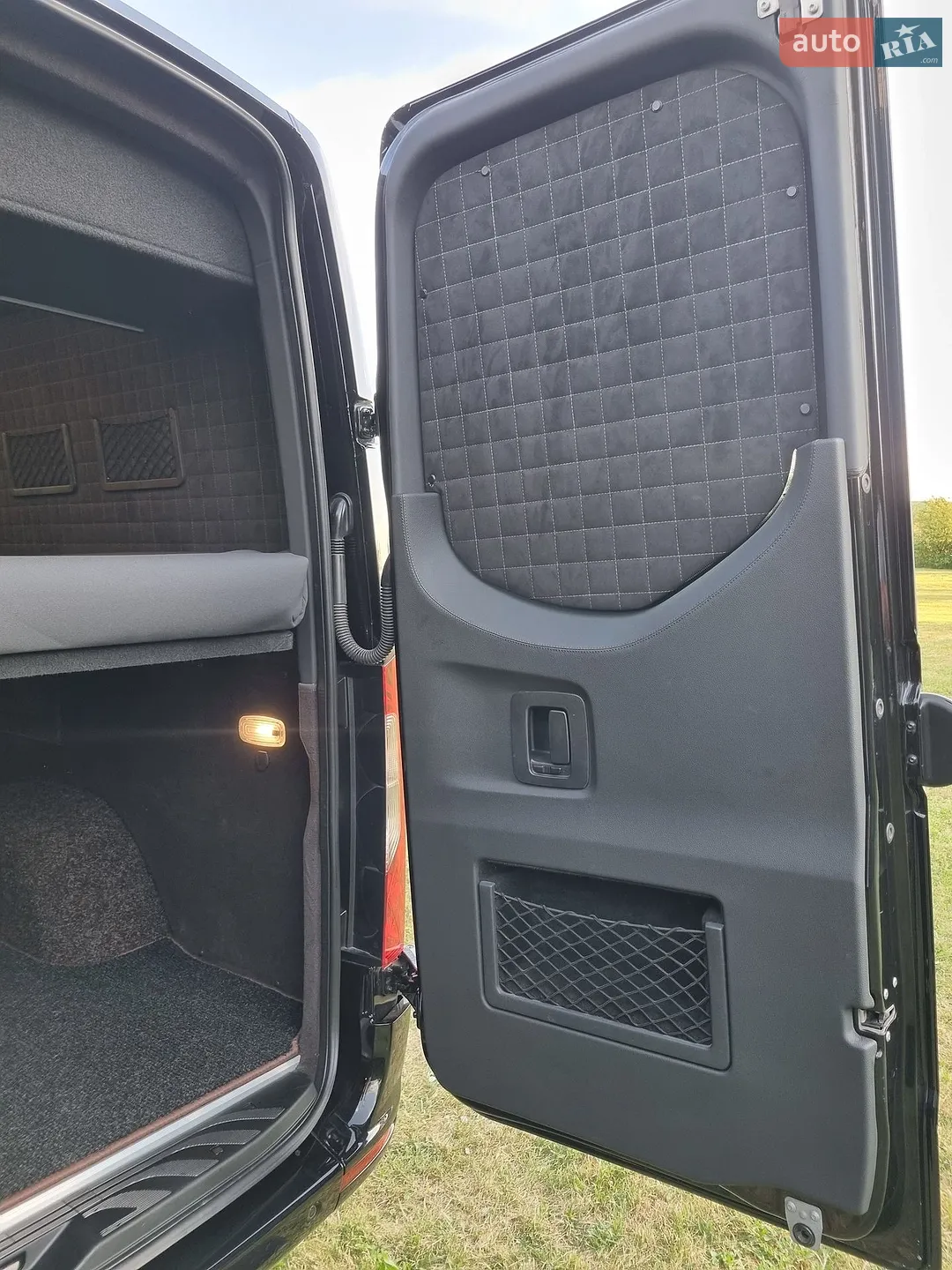 2018 Mercedes-Benz Sprinter - мініатюра 37